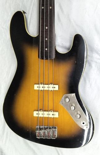 Guitare basse électrique