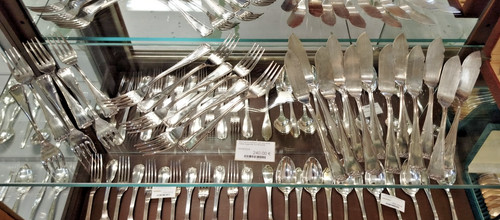Service poisson couverts - service,