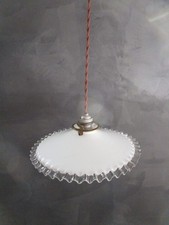 Suspension ancienne en opaline