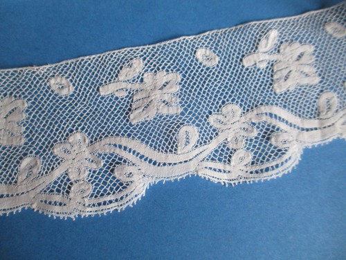 Volant dentelle fuseaux main