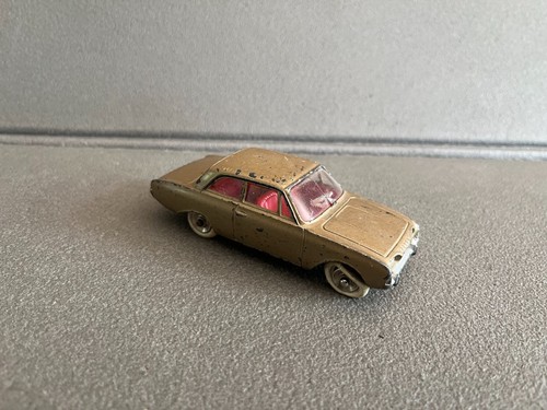 Ancienne miniature voiture - miniature,