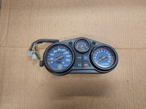 Compteur 835 kms origine - compteur, 22.835