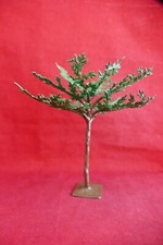 Arbre en plomb ou étain