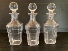 Ensemble de 3 carafes alcool