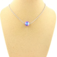 Pierres et Minéraux. Collier 1 perle Jaspe violet bleu 8 mm. Chaine en acier in
