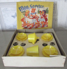 Jouet ancien Dinette plastique