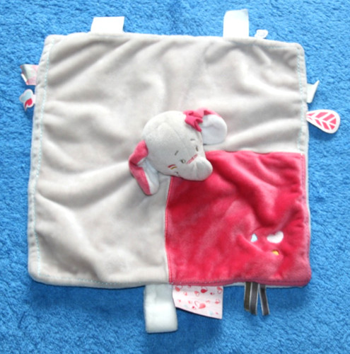 Noukies doudou elephant - noukies, plat