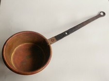 Petit poelon en cuivre ancien
