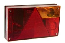 Feu arrière pour remorque