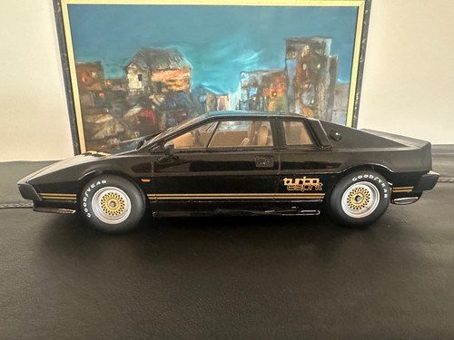 Scale lotus esprit 18 - esprit, 1