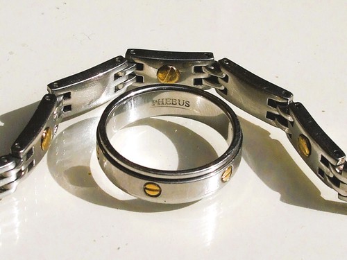 Lot bijoux acier et - lot,