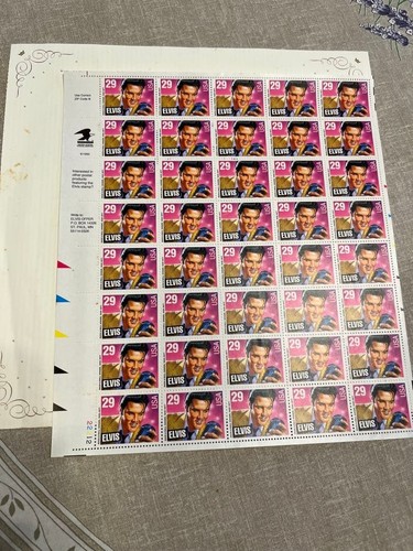 Feuille timbres - de,