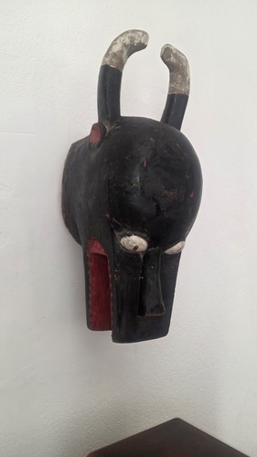 Zoomorphic helmet mask - , "bonu