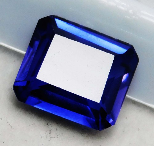 Saphir naturel bleu - , taille