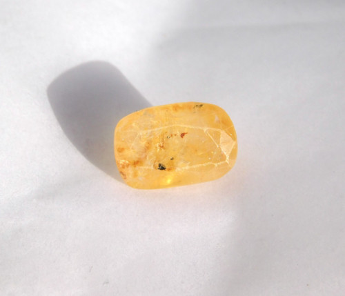 Saphir jaune naturel - , non