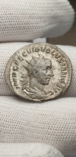 Antoninien volusien - antoninien, de