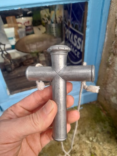 Croix aumônier etain - croix,