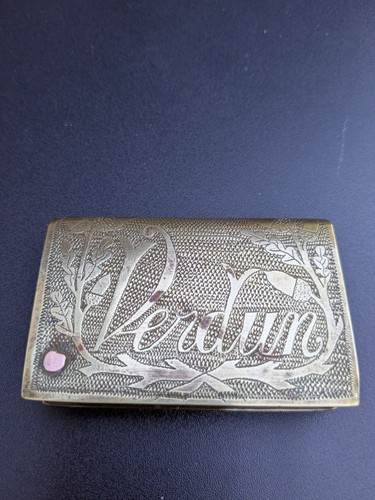 Ancien briquet poilu - ancien, livre