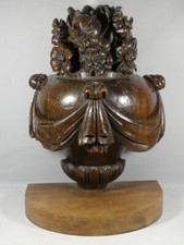 Pinacle En Bois Sculpté Façon Pot à Feu En Draperies Et Fleurs, époque XVIII ème