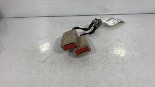 Attache ceinture arriere