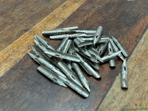Ancien lot stylos plume - de,