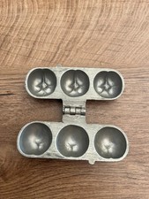 old chocolate mold N46 apple