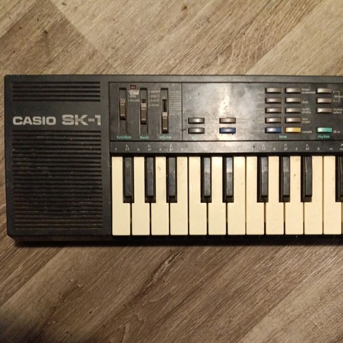 Casio portable 32 key - sk-1,
