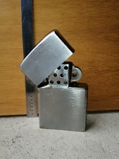 C1T1 Briquet géant à essence