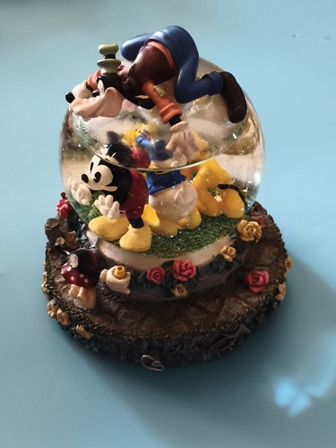 Boule neige musicale disney - musicale,