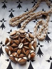 Ancien collier polynésien en