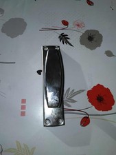 Boitier crémone bouton