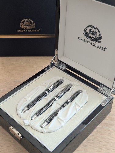 Coffret collector parure - ,