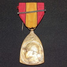 Q9/10/25 (REF28552) Médaille COMMEMORATIVE BELGE GUERRE 14/18 belgian MEDAL