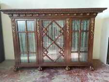 VITRINE DE CABINET. BOIS DE CHÊNE. STYLE HISTORIQUE. ESPAGNE. ANS 30-40.