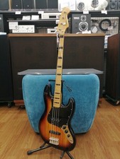 Guitare basse électrique