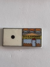 Fève - Dominos Boulangerie Pâtisserie (2005)