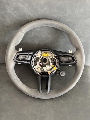 Porsche panamera 971 volant - 971,
