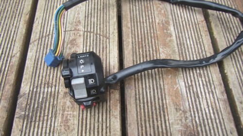 Comodo yamaha gauche type - ,