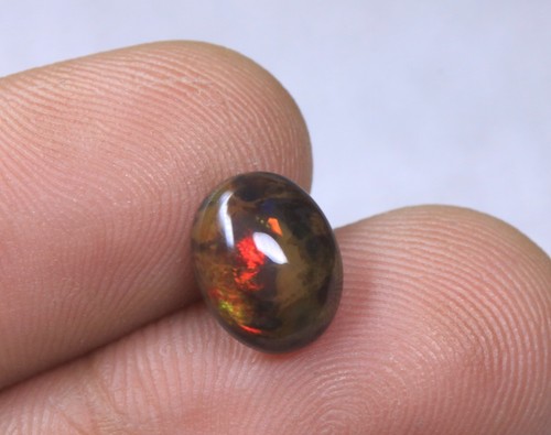 Cabochon opale noire