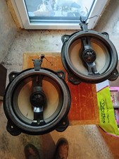 2 haut-parleurs boomer +