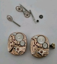lot de 2 mouvements montres