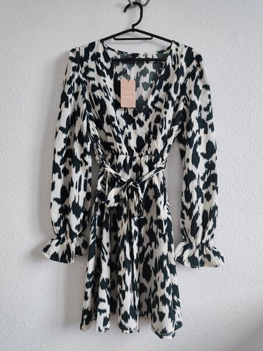 Robe chic manches longues - à,