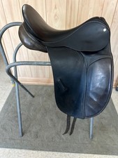 County DRESSAGE Saddle 16 1/2"