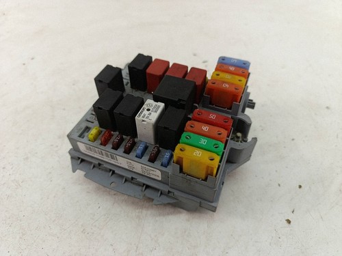 50510967 boîte fusibles - boîte, à