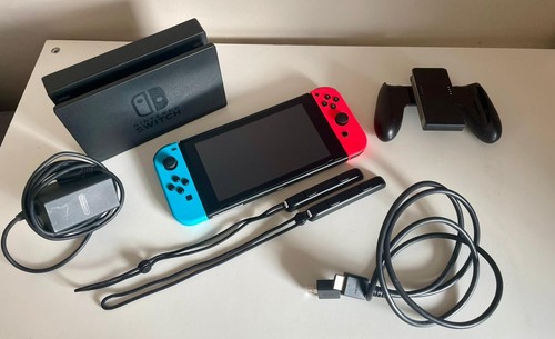 Nintendo switch console - nintendo,