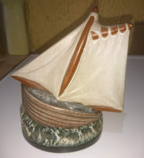 OLD BEAUTIFUL PIGGY BANK TO BREAK A BOAT SAILBOAT in ART CERAMIC early 1900
