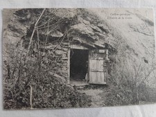 BELGIAN KING HATE PEBBLE THAT BIQUE ENTRANCE TO THE CAVE POSTCARD R4581