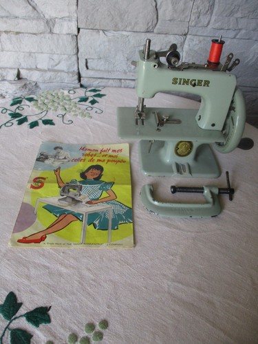 Jouet ancien machine - machine, coudre