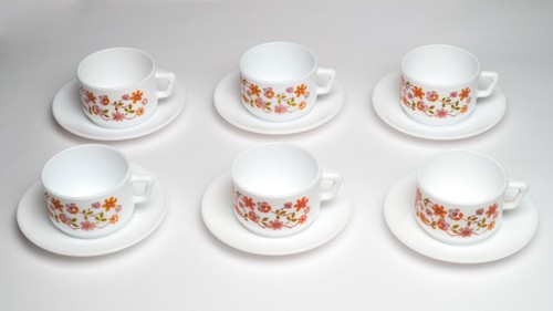 Tasses moyennes vintage a - 6,