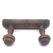 Ancien porte manteau mural